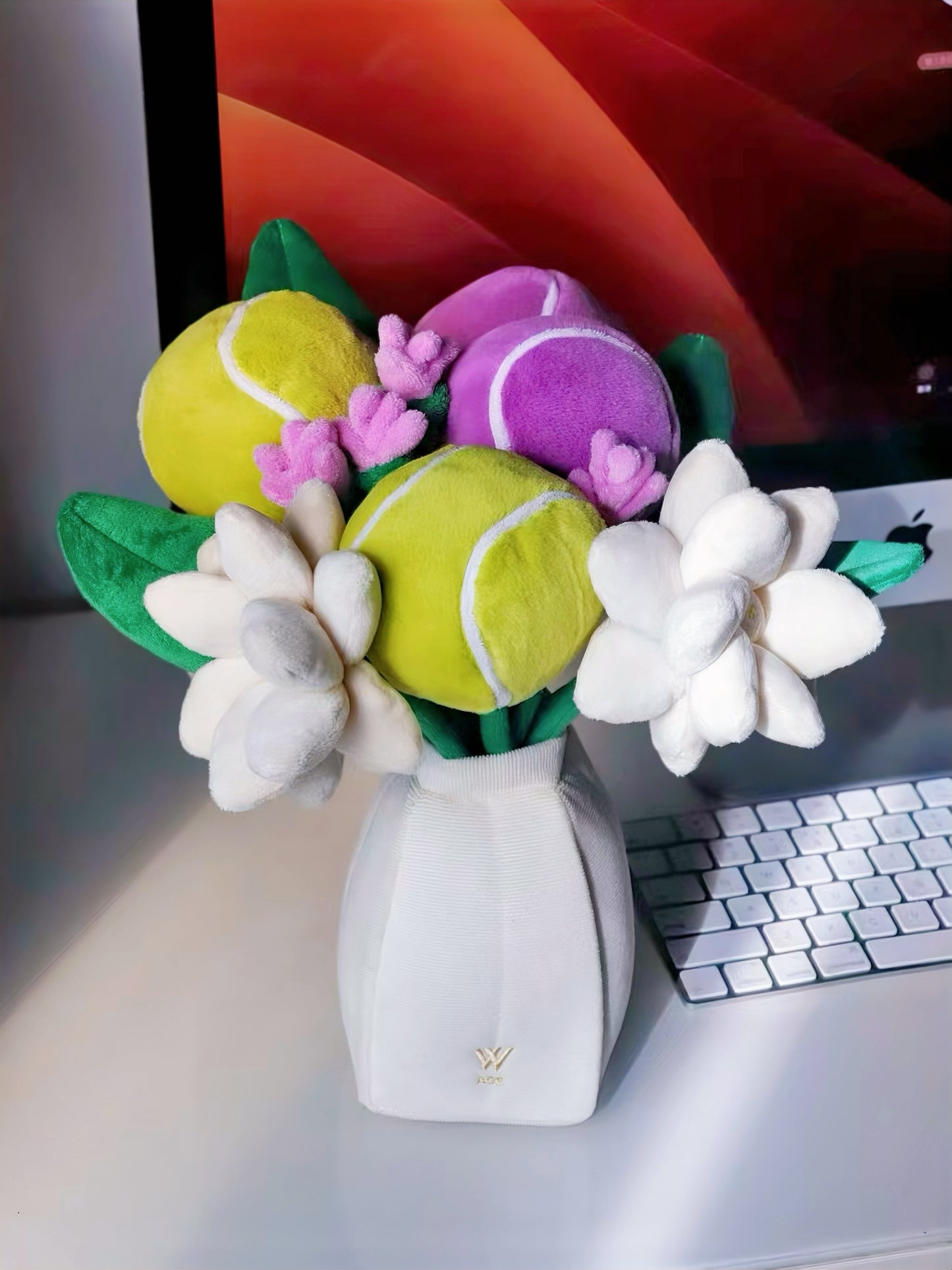 W-ACE Tennis Bouquet – Plush Floral Set